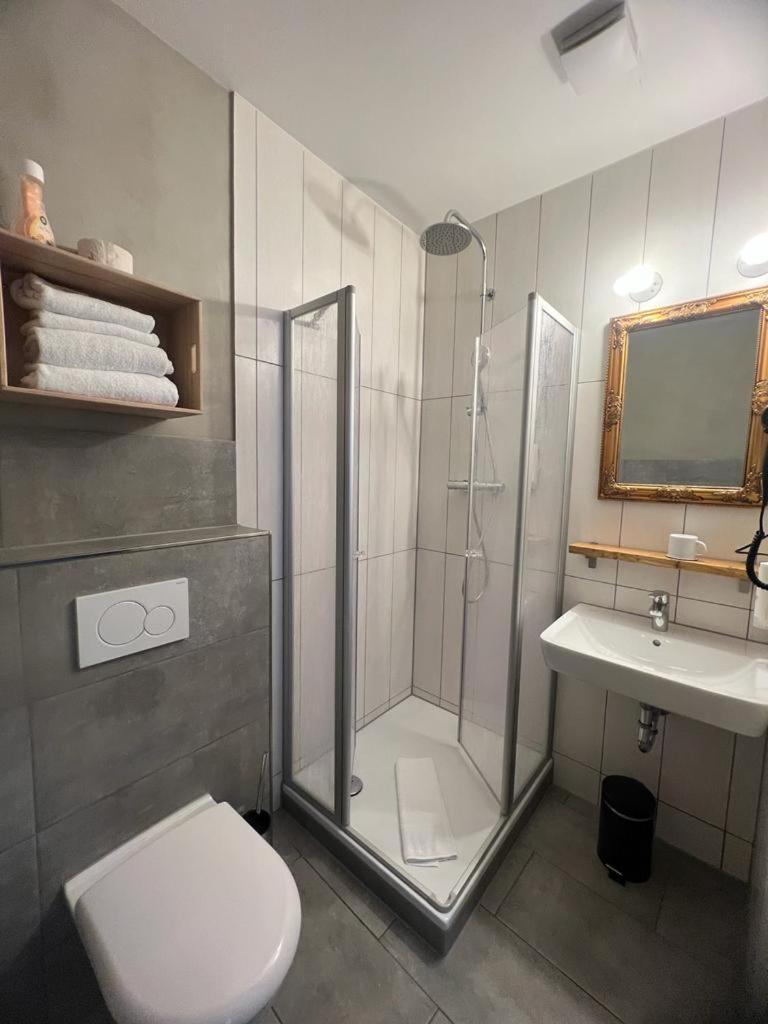 Zentrales Kobytinyhaus City Apartment Herford,Wlan,Parkplatz Exterior photo
